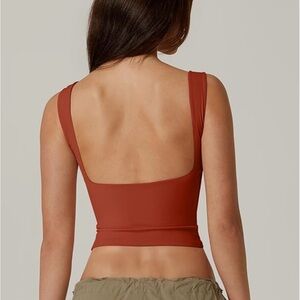 NWT QINSEN Open Back Crop Tank Top Brick Red/Brown